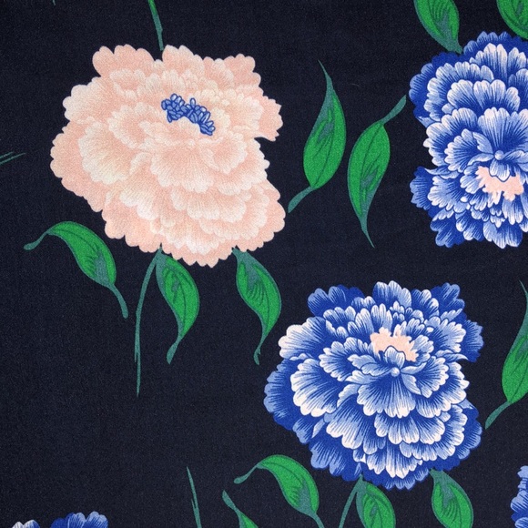 Ann Taylor Factory Size L Floral Print V-Neckline Tank Top Blouse - Picture 5 of 6